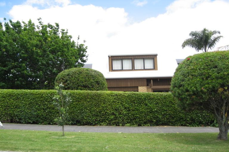 Photo of property in 104 Tindalls Bay Road, Tindalls Beach, Whangaparaoa, 0930