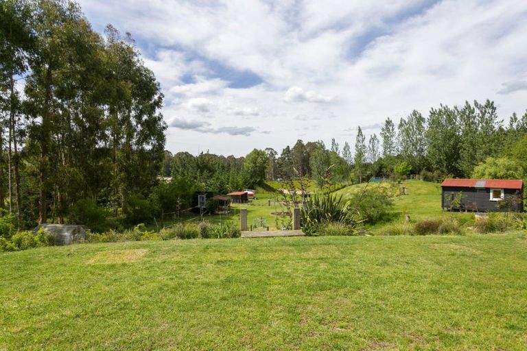 Photo of property in 1/142 Mapara Road, Acacia Bay, Taupo, 3385