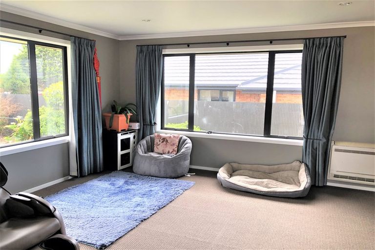 Photo of property in 760 Main North Road, Belfast, Christchurch, 8051