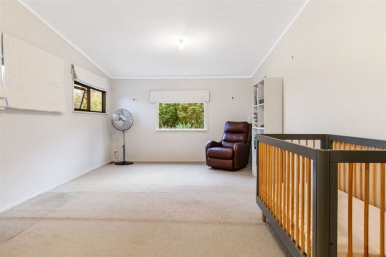 Photo of property in 58 Sheffield Road, Helensville, 0875