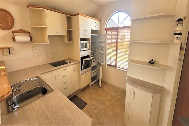 Photo of property in Orange Grove Village, 14/22 Pyes Pa Road, Pyes Pa, Tauranga, 3112