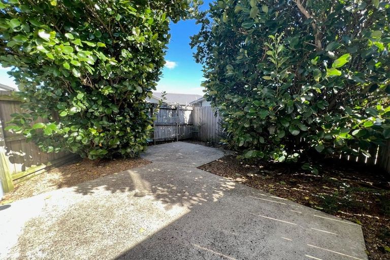 Photo of property in 7/18 Alicante Avenue, Hillpark, Auckland, 2102