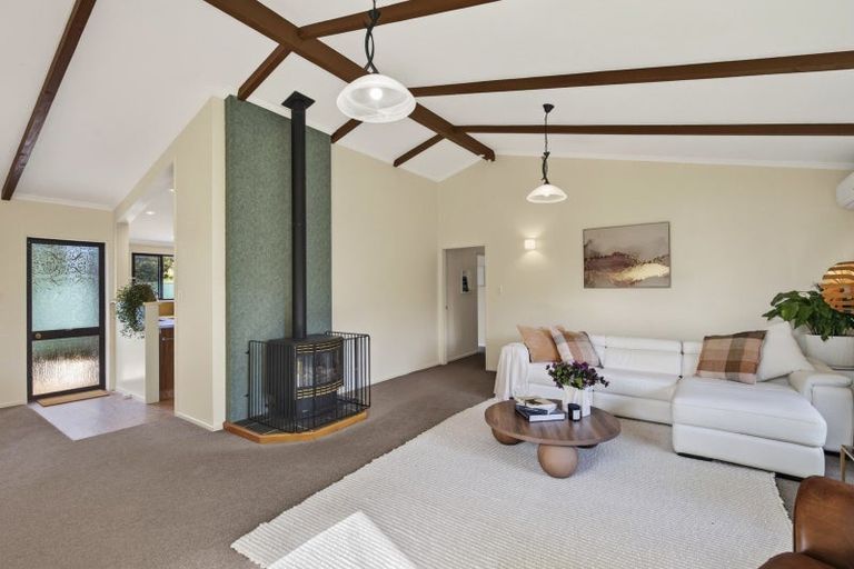 Photo of property in 35 Old South Road, Okato, 4335