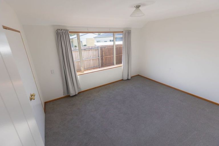 Photo of property in 70 Church Street, Oxford, 7430