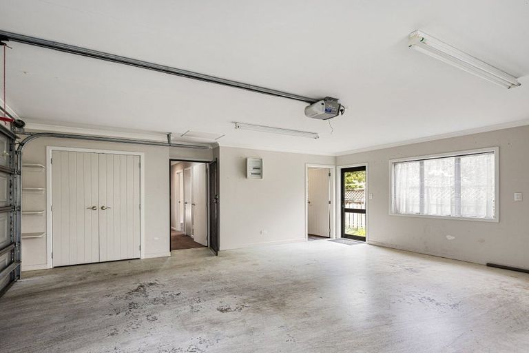 Photo of property in 30 Sandwich Road, St Andrews, Hamilton, 3200