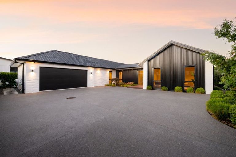 Photo of property in 4 Riverpoint Glade, Flagstaff, Hamilton, 3210