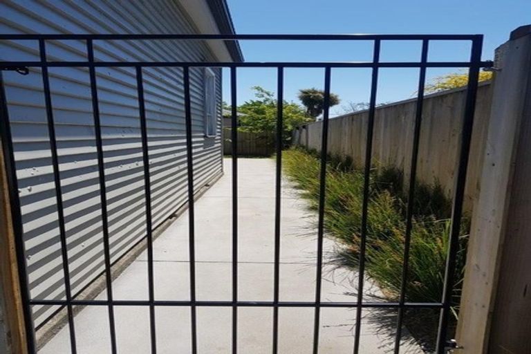 Photo of property in 16 Kenilworth Street, Addington, Christchurch, 8024