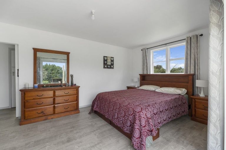 Photo of property in 2745 Opunake Road, Te Kiri, Opunake, 4682
