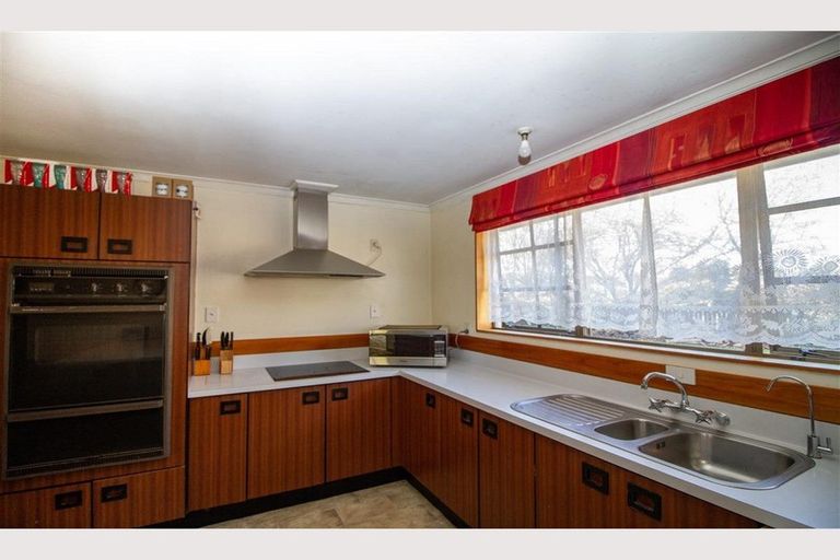 Photo of property in 8 Ameku Road, Raetihi, 4632