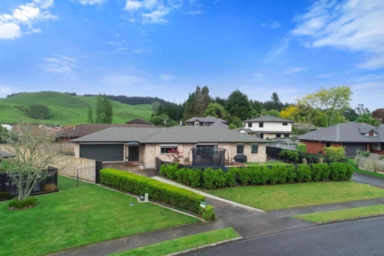 Photo of property in 29 Caulfield Place, Pukehangi, Rotorua, 3015