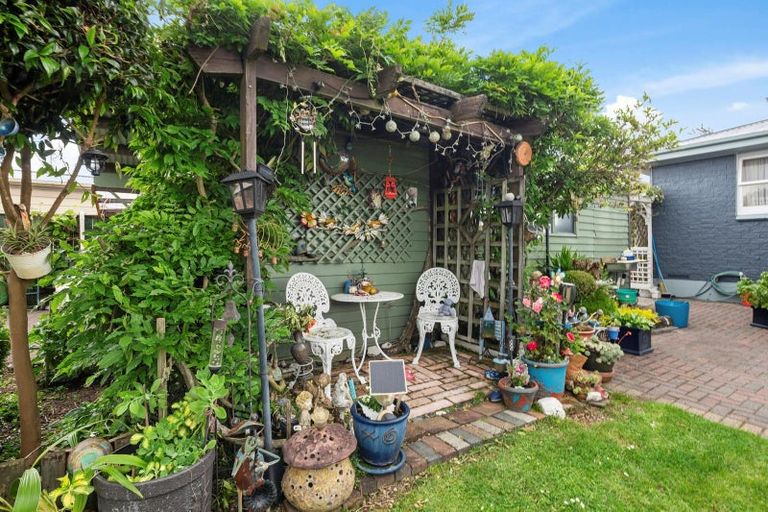 Photo of property in 60 Kawaha Point Road, Kawaha Point, Rotorua, 3010