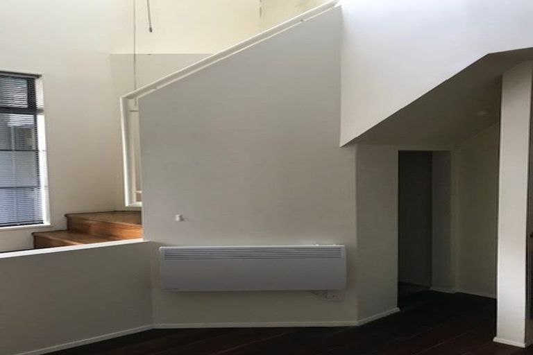 Photo of property in Hopper Street Apartments, 11/20 Hopper Street, Mount Cook, Wellington, 6011