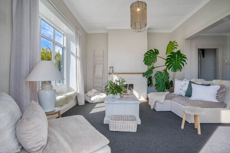 Photo of property in 44 Queen Street, Winton, 9720