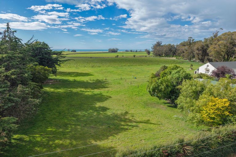 Photo of property in 238 Pukeuri-oamaru Road, Pukeuri, Oamaru, 9493