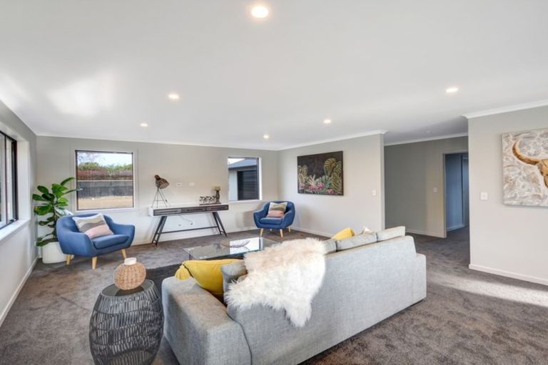 Photo of property in 32 Huntly Road, Outram, 9019