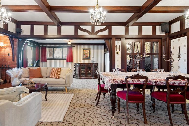 Photo of property in 283 Papanui Road, Merivale, Christchurch, 8052