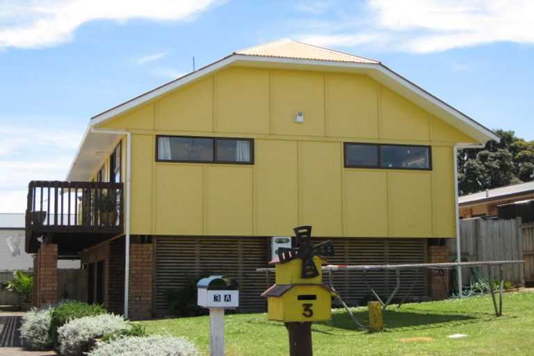 Photo of property in 3 Vela Place, Clarks Beach, 2122