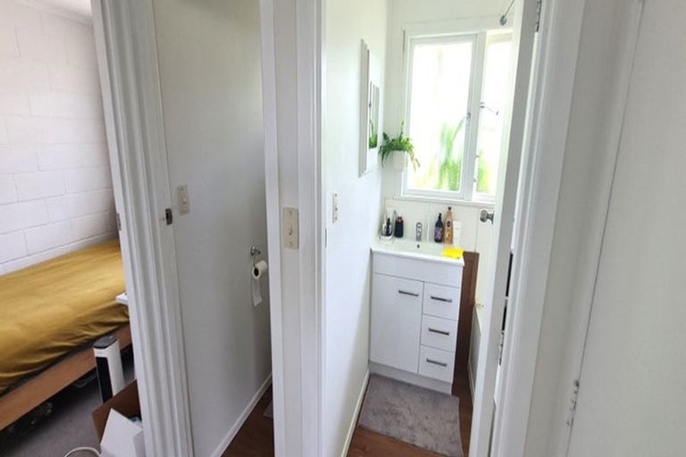 Photo of property in 1/4a Lomas Place, Manurewa, Auckland, 2102