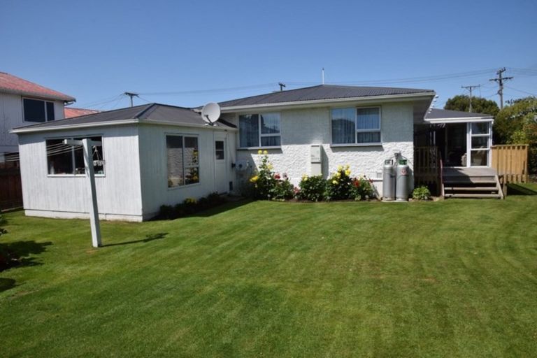 Photo of property in 20 Cargill Street, Waikiwi, Invercargill, 9810