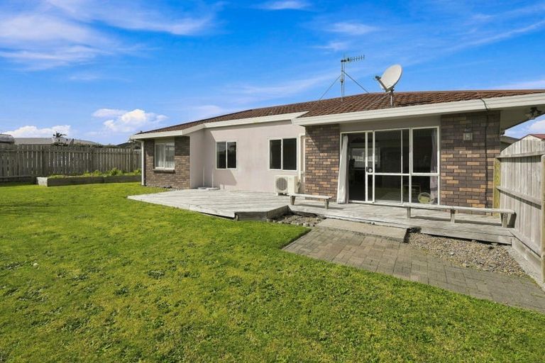 Photo of property in 19 Barbara Grove, Papamoa Beach, Papamoa, 3118