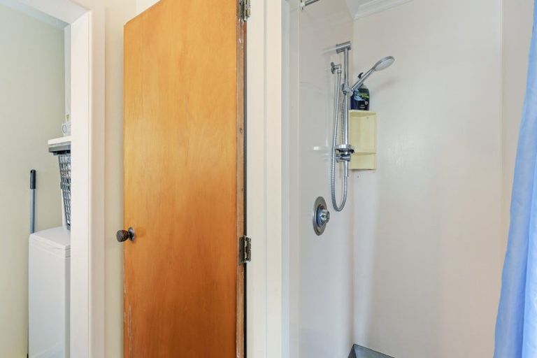 Photo of property in 2/220 Coronation Avenue, Welbourn, New Plymouth, 4310