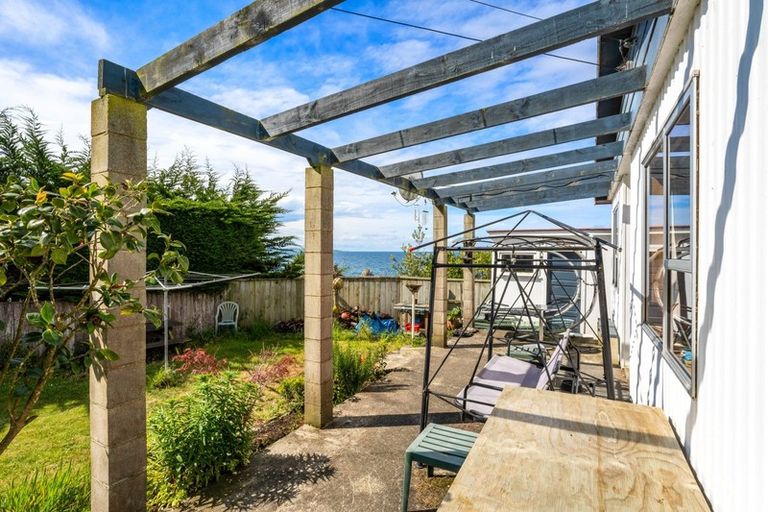 Photo of property in 183 Shag Point Road, Shag Point, Palmerston, 9482