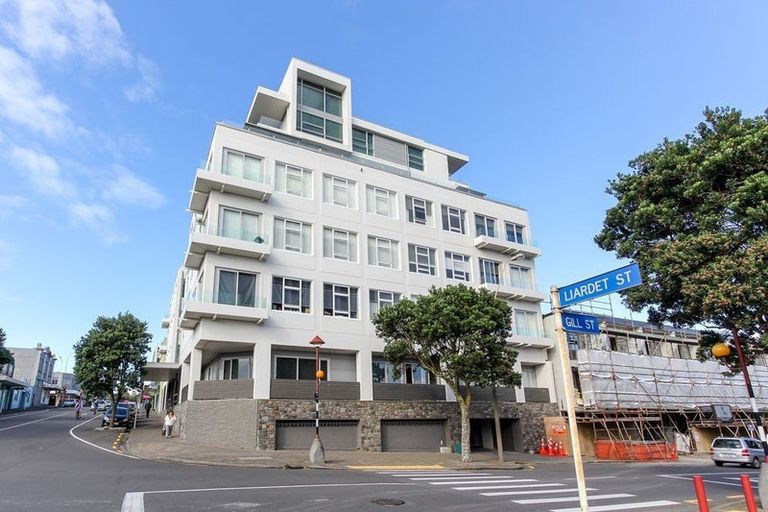 Photo of property in 22 Liardet Apartments, 13/20 Liardet Street, New Plymouth, 4310