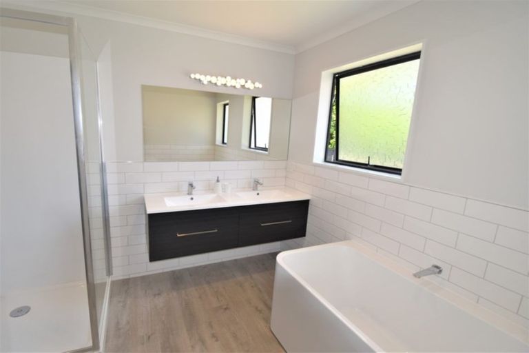 Photo of property in 12 Te Kama Street, Levin, 5510