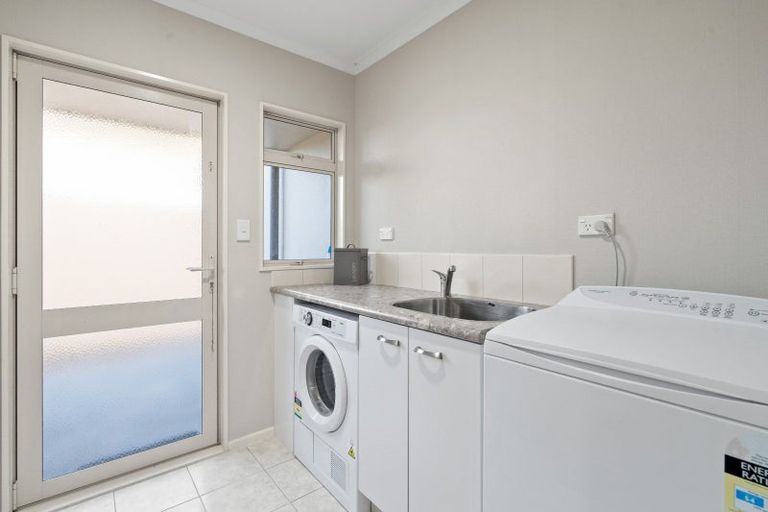 Photo of property in 48 Oxford Street, Te Puke, 3119