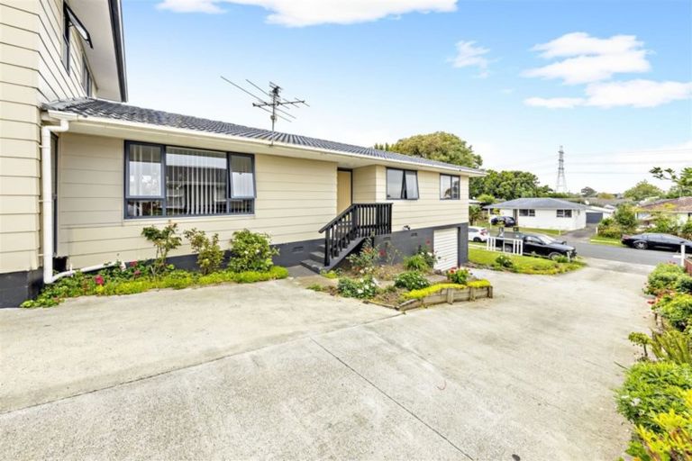 Photo of property in 12 Zelda Avenue, Clover Park, Auckland, 2023