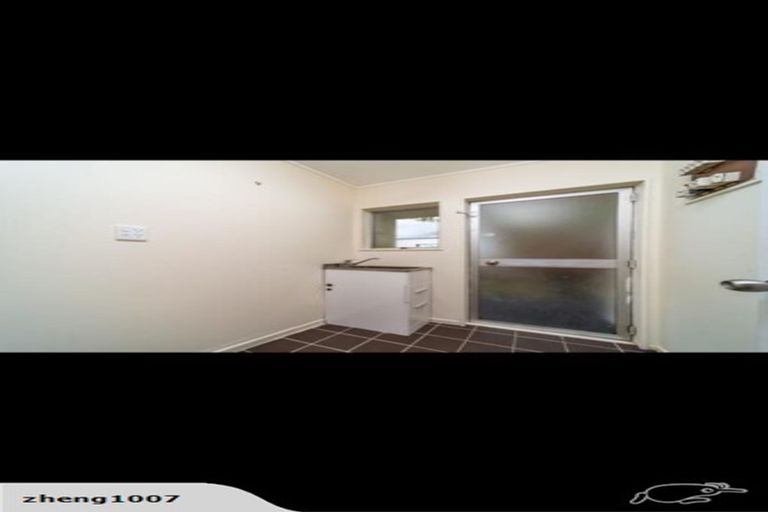 Photo of property in 58 Border Road, Henderson, Auckland, 0612