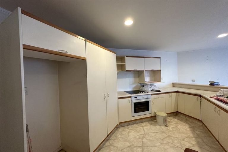 Photo of property in 64 Caribbean Drive, Unsworth Heights, Auckland, 0632