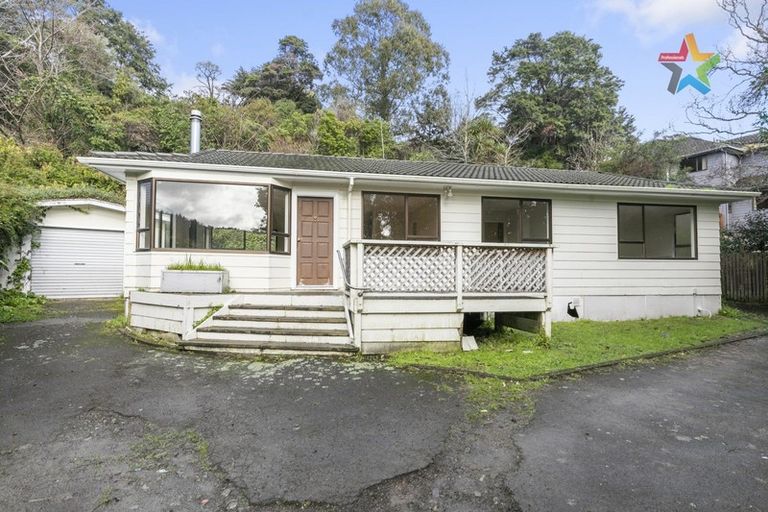 Photo of property in 20 Amber Grove, Birchville, Upper Hutt, 5018