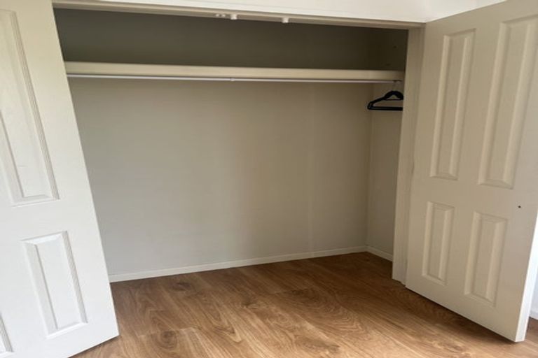 Photo of property in 3 Cognac Place, Henderson, Auckland, 0612