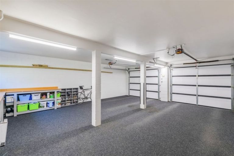 Photo of property in 4 Freeman Street, Mount Pleasant, Christchurch, 8081