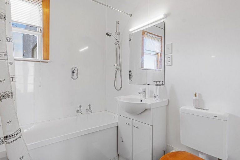 Photo of property in 24 Bridger Street, Maryhill, Dunedin, 9011