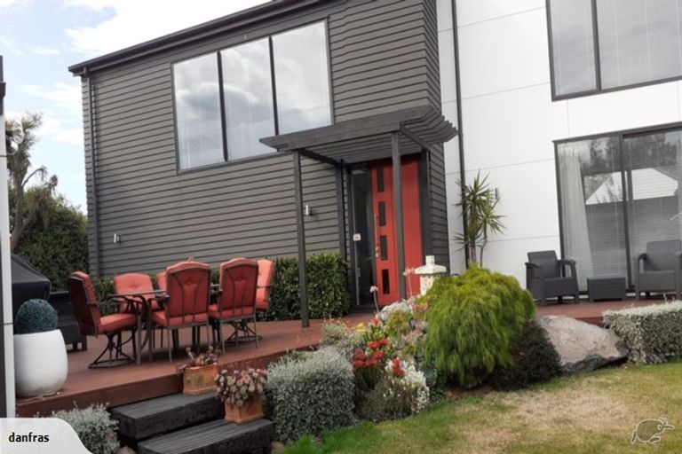 Photo of property in 74 Glenstrae Road, Redcliffs, Christchurch, 8081