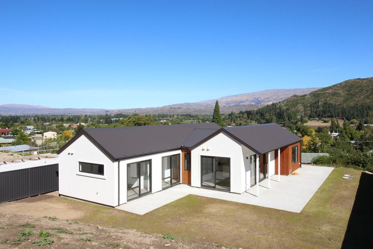 Photo of property in 28 Naylor Street, Hamilton East, Hamilton, 3216