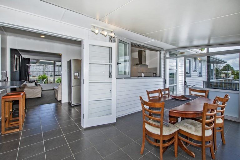 Photo of property in 29 Ogle Crescent, Te Kamo, Whangarei, 0112