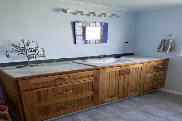 Photo of property in 34 Dorset Street, Opunake, 4616