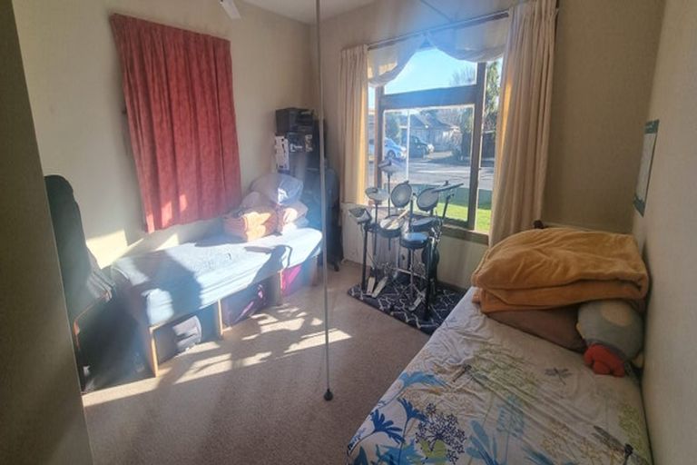 Photo of property in 108 Main North Road, Papanui, Christchurch, 8052