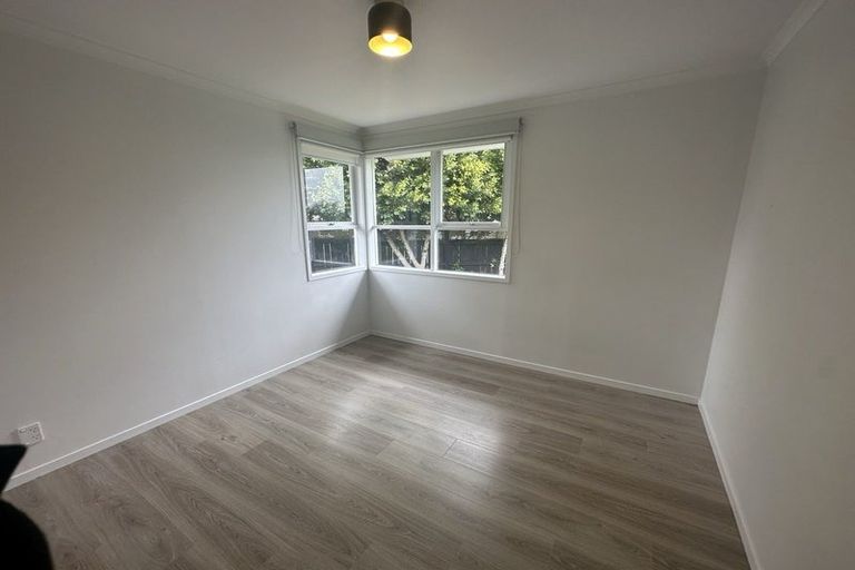 Photo of property in 24 Malvina Place, Bucklands Beach, Auckland, 2014