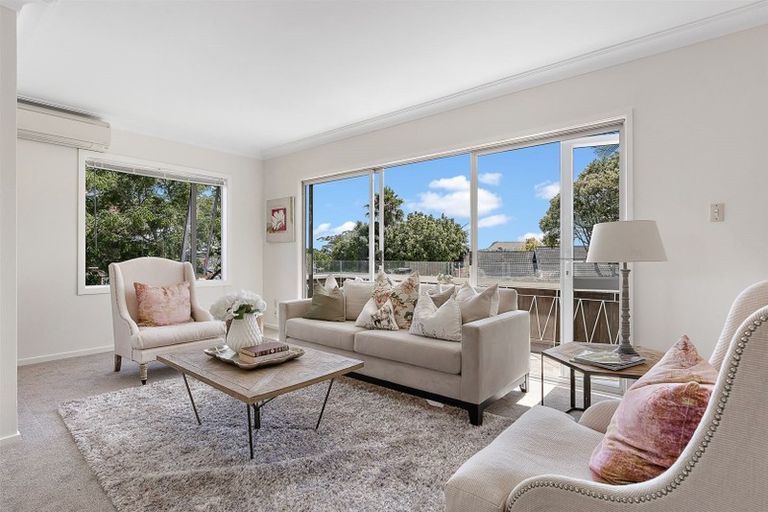 Photo of property in 1/21 Roadley Avenue, Sunnyhills, Auckland, 2010