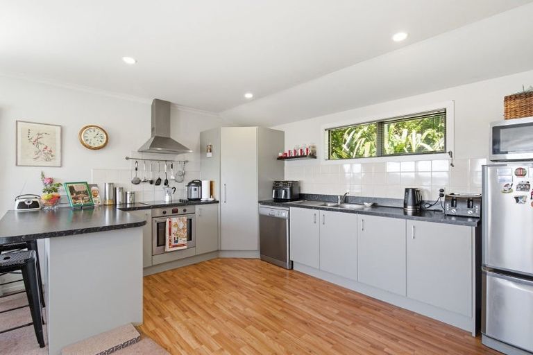 Photo of property in 64 Duncan Terrace, Kilbirnie, Wellington, 6022