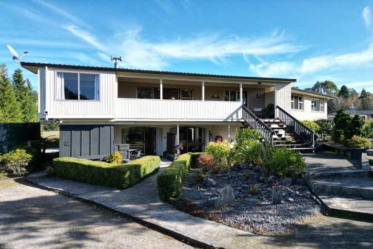Photo of property in 239 Mapara Road, Acacia Bay, Taupo, 3385
