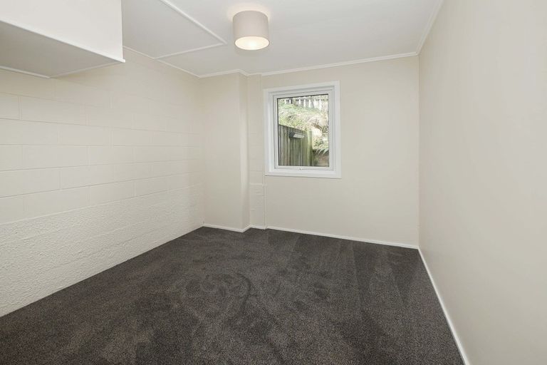 Photo of property in 1/12 Thornley Street, Titahi Bay, Porirua, 5022