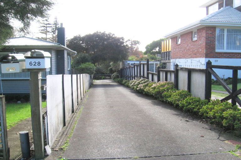 Photo of property in 628 Pakuranga Road, Howick, Auckland, 2010
