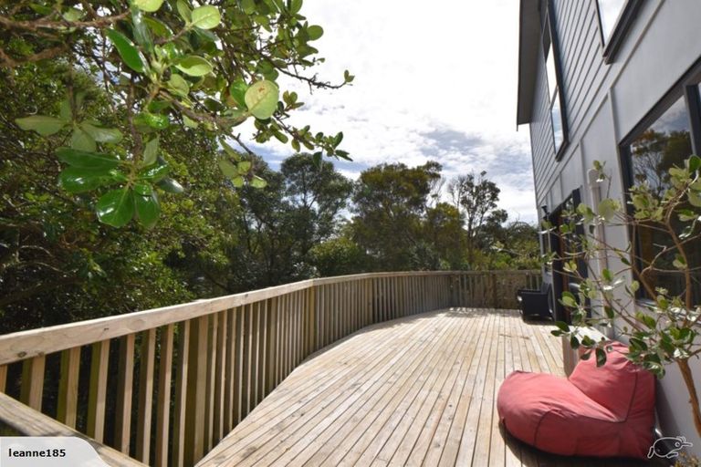 Photo of property in 81 Sea Vista Drive, Pukerua Bay, 5026