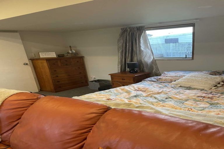 Photo of property in 10a Howe Street, Foxton, 4814