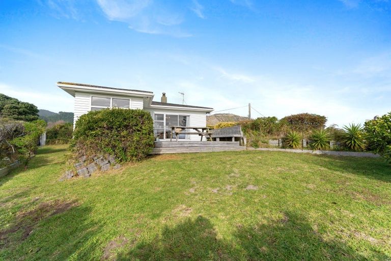 Photo of property in 9 Miriona Grove, Paekakariki, 5034